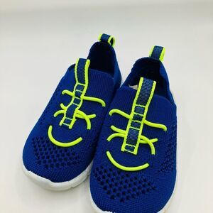 OshKosh Tahoe Pool to Play Washable Water Shoes/Sneaker Baby Size 6, Gently Used